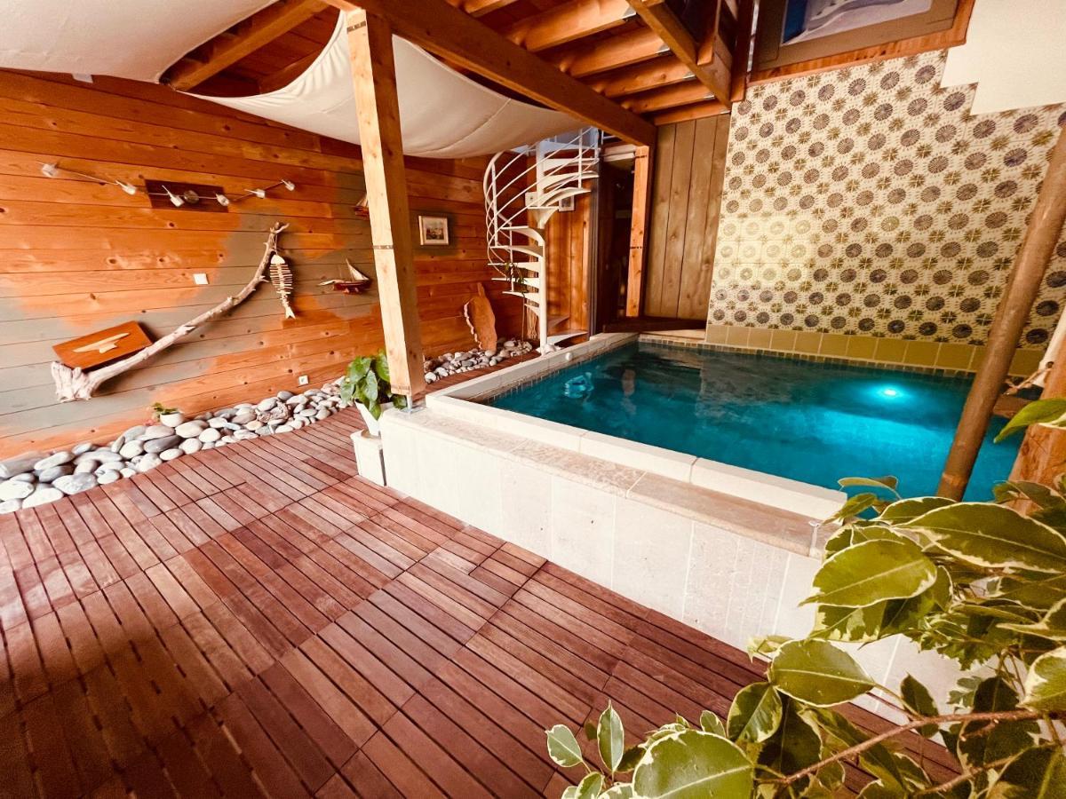Domaine Amourella Aparthotel Lambesc Exterior photo