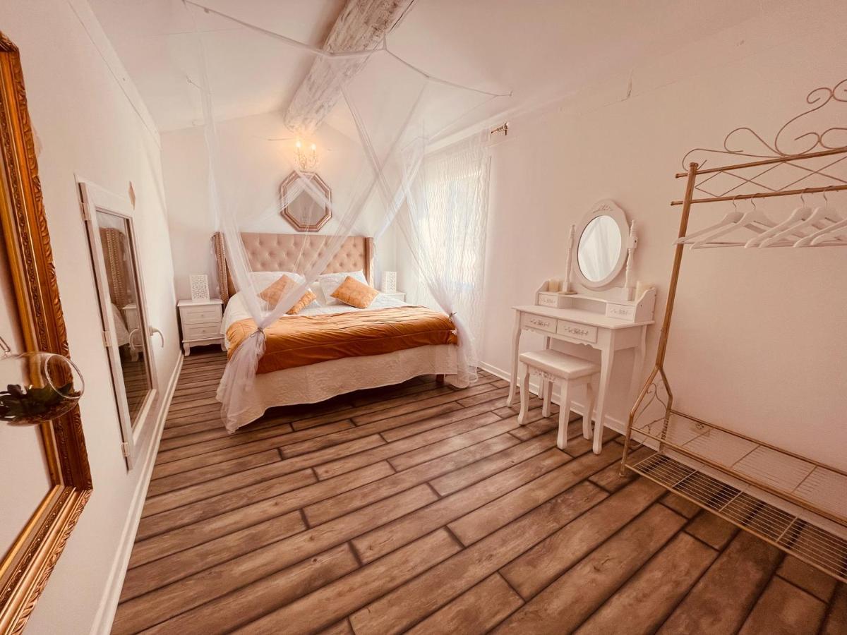 Domaine Amourella Aparthotel Lambesc Room photo