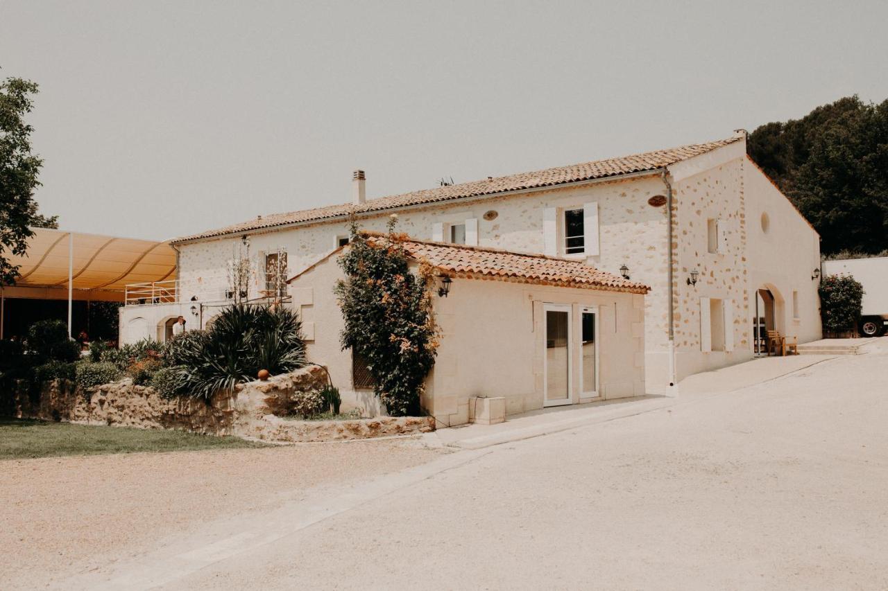 Domaine Amourella Aparthotel Lambesc Exterior photo