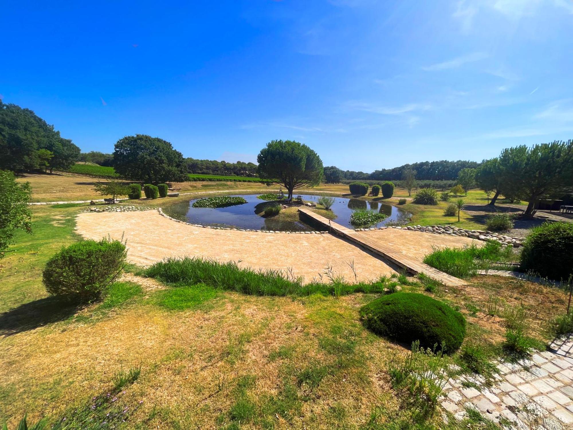 Domaine Amourella Aparthotel Lambesc Exterior photo